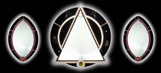 Triangulum Mirror with small oblong mirrors