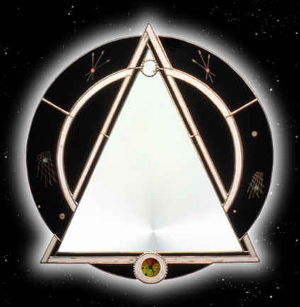Triangulum mirror